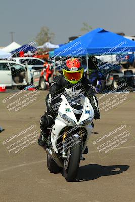 media/Sep-20-2025-TrackDaz (Sat) [[27f0cde673]]/Around the Pits/